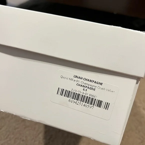 Qupid Brand Velvet Pumps (Brand New) - Picture 5 of 5